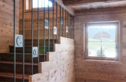 21-ANTICA-EDILIZIA-Solaio-travi-a-vista-pavimento-rivestimento-legno-antico-di-recupero