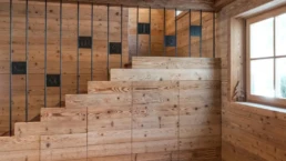 4-ANTICA-EDILIZIA-Solaio-travi-a-vista-pavimento-rivestimento-legno-antico-di-recupero