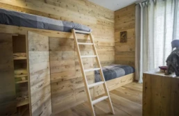 44-ANTICA-EDILIZIA-abitazione-camera-rivestimento-letto-a-castello-legno-antico-di-recupero-abete
