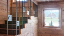 5-ANTICA-EDILIZIA-Solaio-travi-a-vista-pavimento-rivestimento-legno-antico-di-recupero